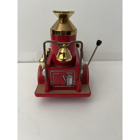 Vintage RARE Walt Disney Mickey Mouse In Old Timers Fire Truck #5 Masudaya Japan - Picture 3 of 6